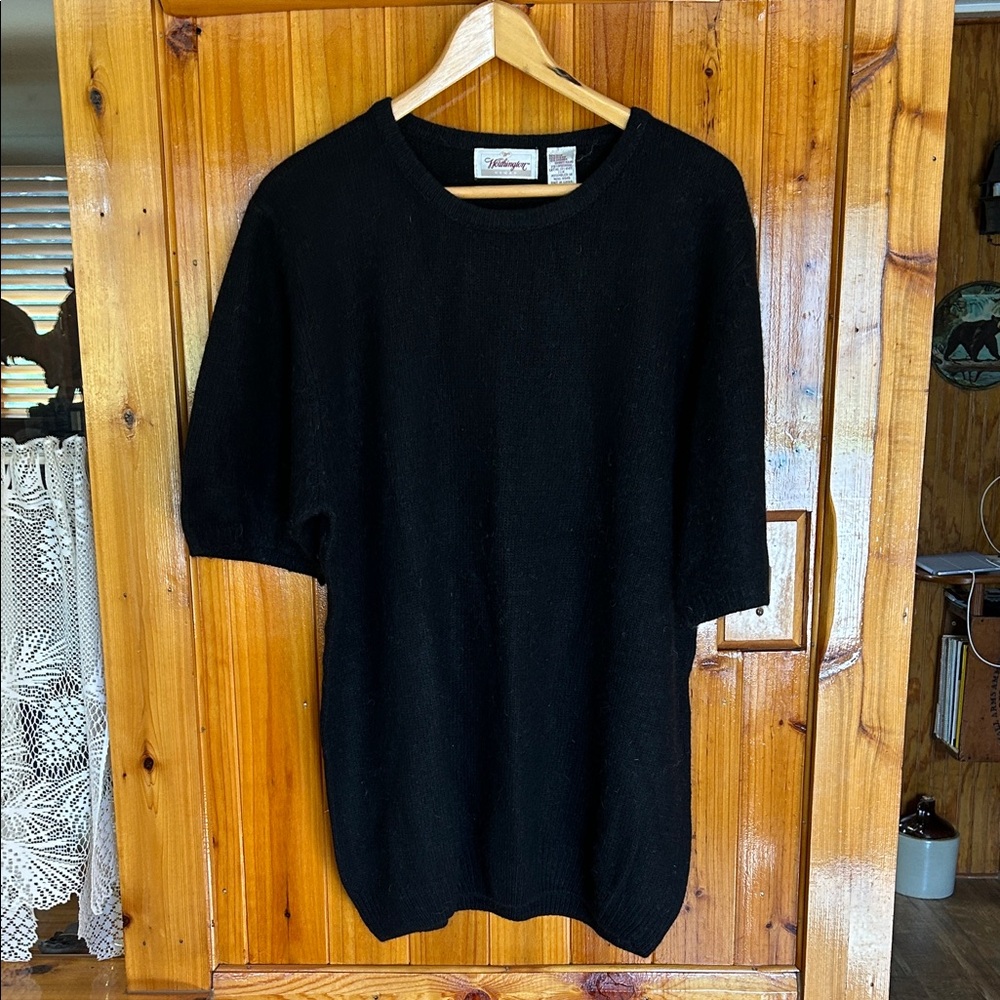 Worthington Black Crewneck Short-Sleeve Sweater